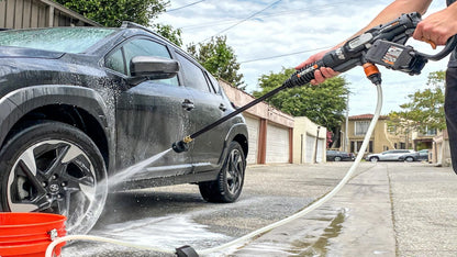HIGH PRESSURE WATER GUN